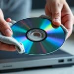 dvd rayé ou illisible ? découvrez les gestes simples pour nettoyer le disque, limiter les dégâts et tenter de récupérer vos données.